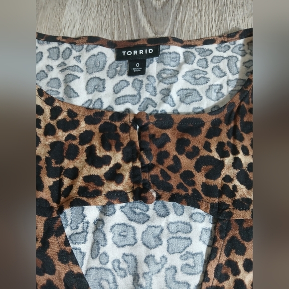 Torrid Leopard Print Midi Dress With Pockets Size 0= Large - Picture 4 of 6